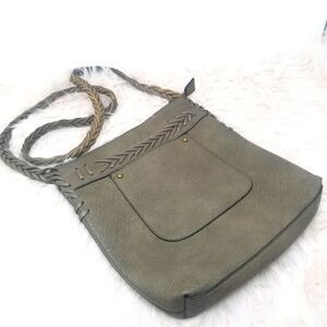BLACK RIVET Crossbody Bag. 